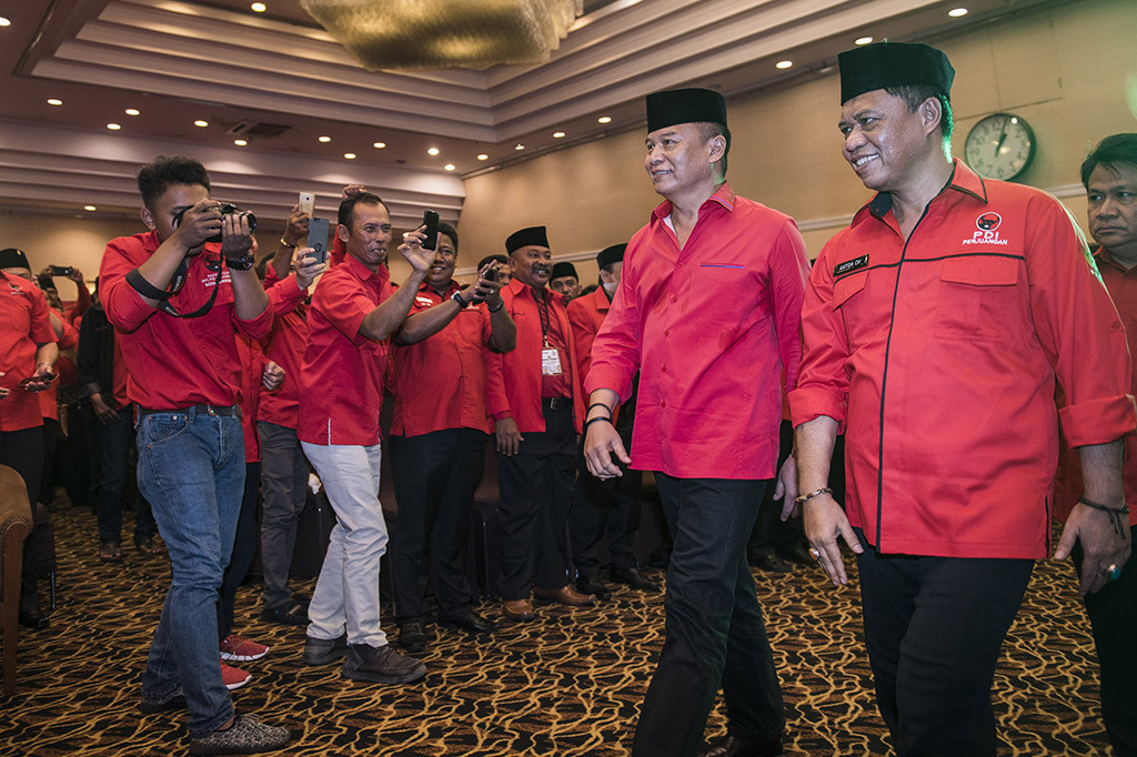 PDIP Resmi Usung TB Hasanuddin-Anton Charliyan di Pilgub Jabar