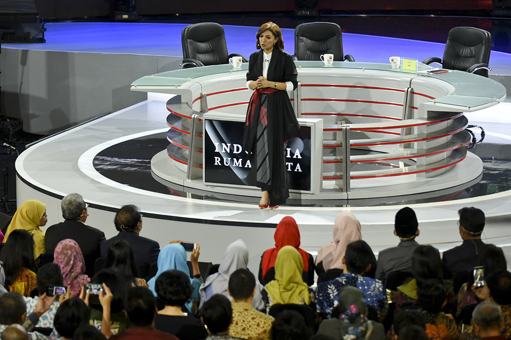 'Mata Najwa' disiarkan secara langsung oleh Trans 7 di Balai Sarbini pukul 20.00 WIB.