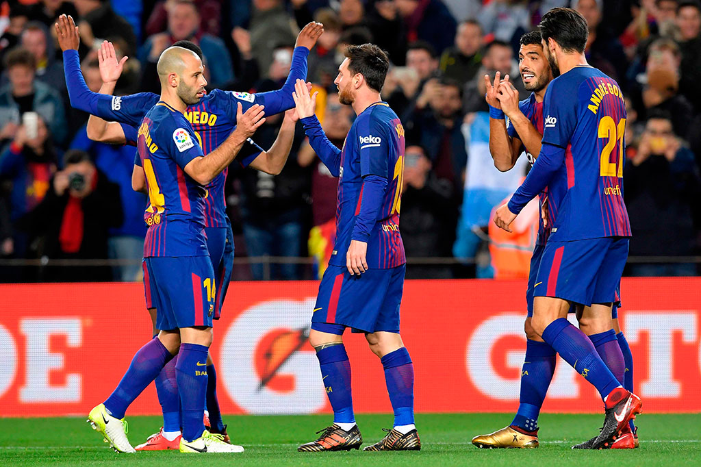 Bermain di kandang sendiri, Barcelona unggul cepat saat laga memasuki menit ke-13 lewat Lionel Messi.