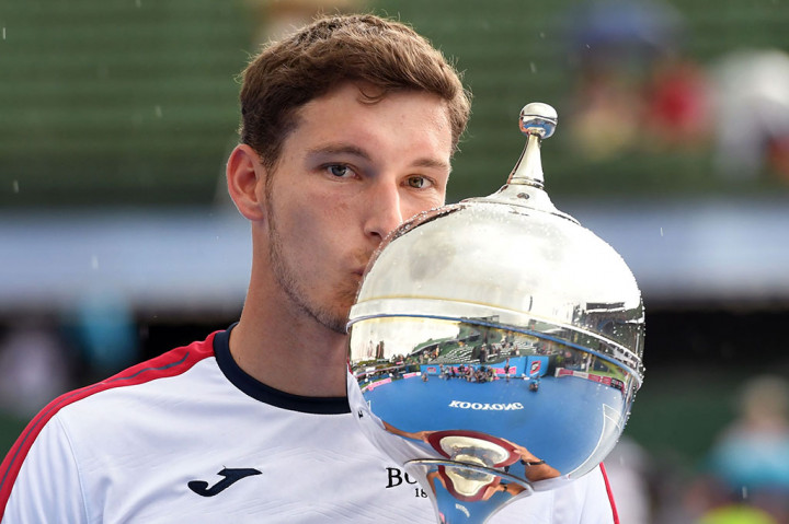 Sementara itu di tunggal putra, Pablo Carreno Busta (Spanyol) menjadi juara setelah menundukkan petenis tuan rumah Matthew Ebden 6-7 (6/8), 6-4, 6-2.