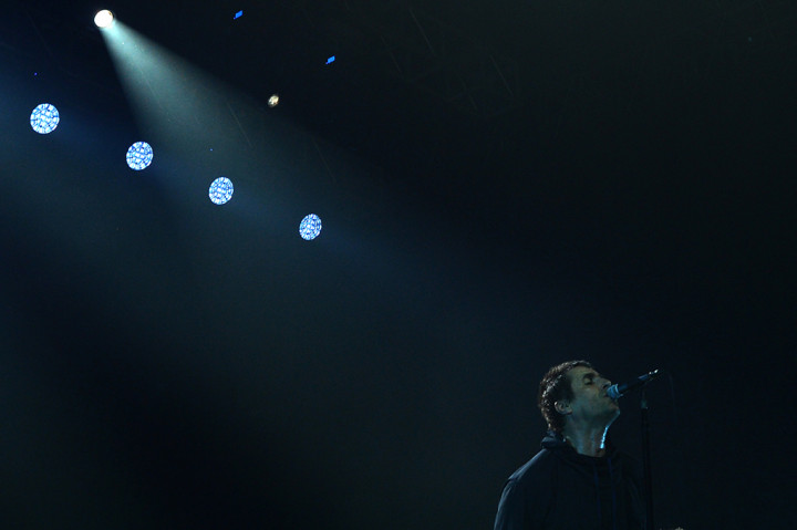 Konser bertajuk Liam Gallagher of Oasis - World Tour 2018 itu sejatinya digelar pada 8 Agustus 2017 lalu. Namun, konser tersebut kemudian diundur jadwalnya ke 14 Januari 2018. ANTARA/Wahyu Putro A