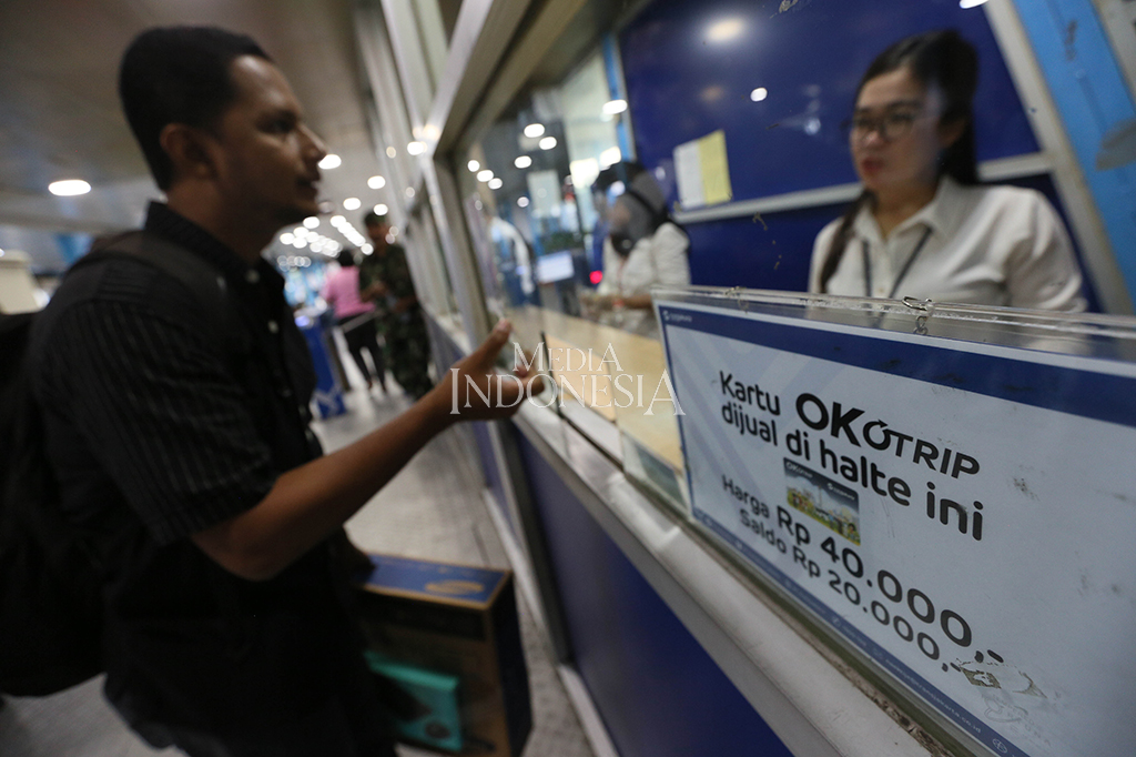 Pelanggan cukup membayar maksimal Rp5.000 untuk satu tujuan perjalanan, sekalipun dengan bergonta-ganti moda transportasi umum, mulai dari angkot, Kopaja/Metro Mini, hingga Transjakarta. 