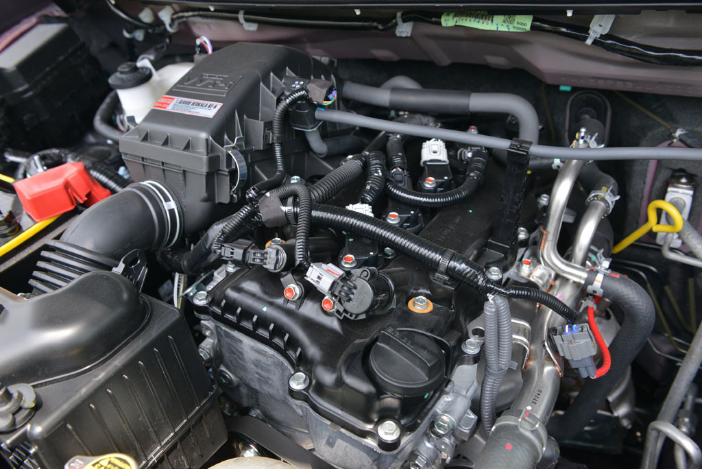 All New Rush kini dilengkapi dengan mesin 1.495 cc 4-silinder DOHC bertenaga 109 ps dan torsi 141 nm. Mesin ini sama persis dengan yang digunakan oleh Grand New Avanza.