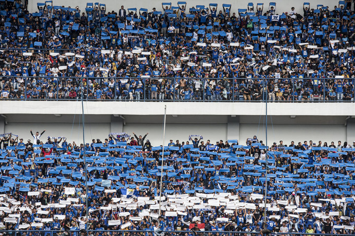 Bobotoh membludak menyaksikan laga ini.