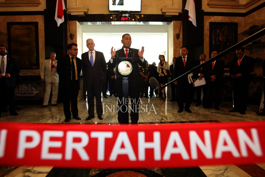 Ryamizard menyebut 'our eyes' merupakan adaptasi dari kerja sama intelijen 'five eyes' milik AS dan sekutunya. MI/ADAM DWI 