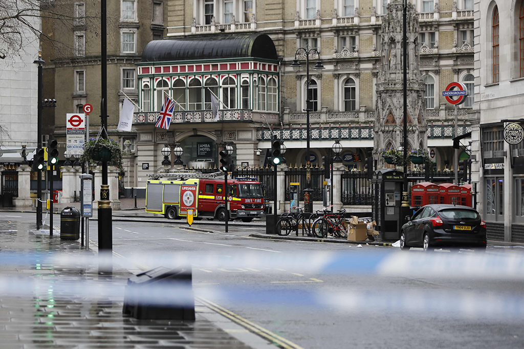 Brigade Pemadam Kebakaran setempat mengerahkan dua mobil pemadam dan dua unit penyelamat kebakaran serta 20 petugas pemadam ke lokasi kebocoran gas sebagai antisipasi. 