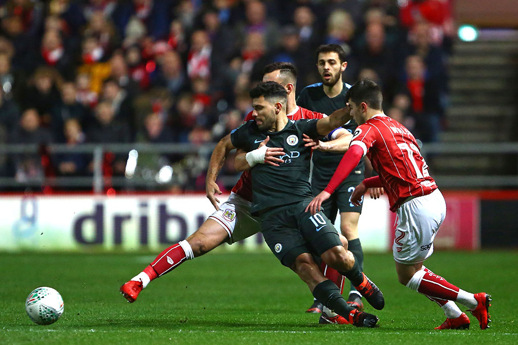 Tampil di kandang lawan Stadion Ashton Gate, Rabu, 24 Januari 2018 dini hari WIB, Manchester City menekan sejak menit awal pertandingan. Namun ketatnya barisan pertahanan tuan rumah membuat para pemain City kesulitan mencetak gol.