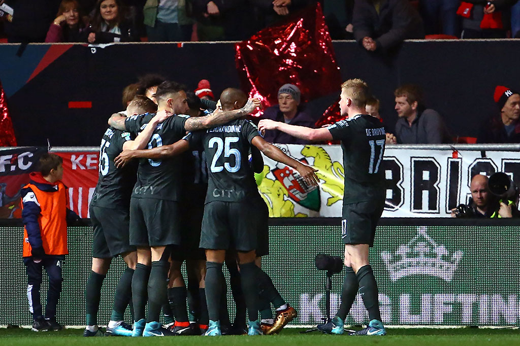 Namun City baru bisa membuka keunggulan dua menit sebelum turun minum lewat sontekan Leroy Sane.