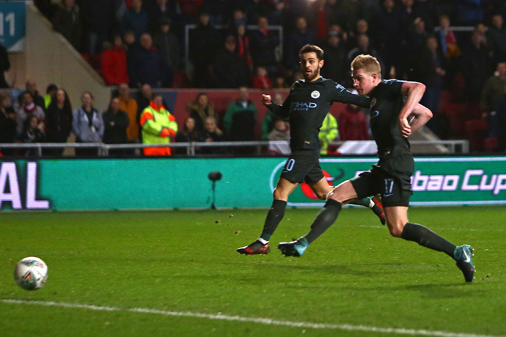 Namun petaka bagi tuan rumah terjadi pada menit keenam masa tambahan waktu, setelah Kevin De Bruyne menjebol gawang Luke Steele. Skor menjadi 2-3.