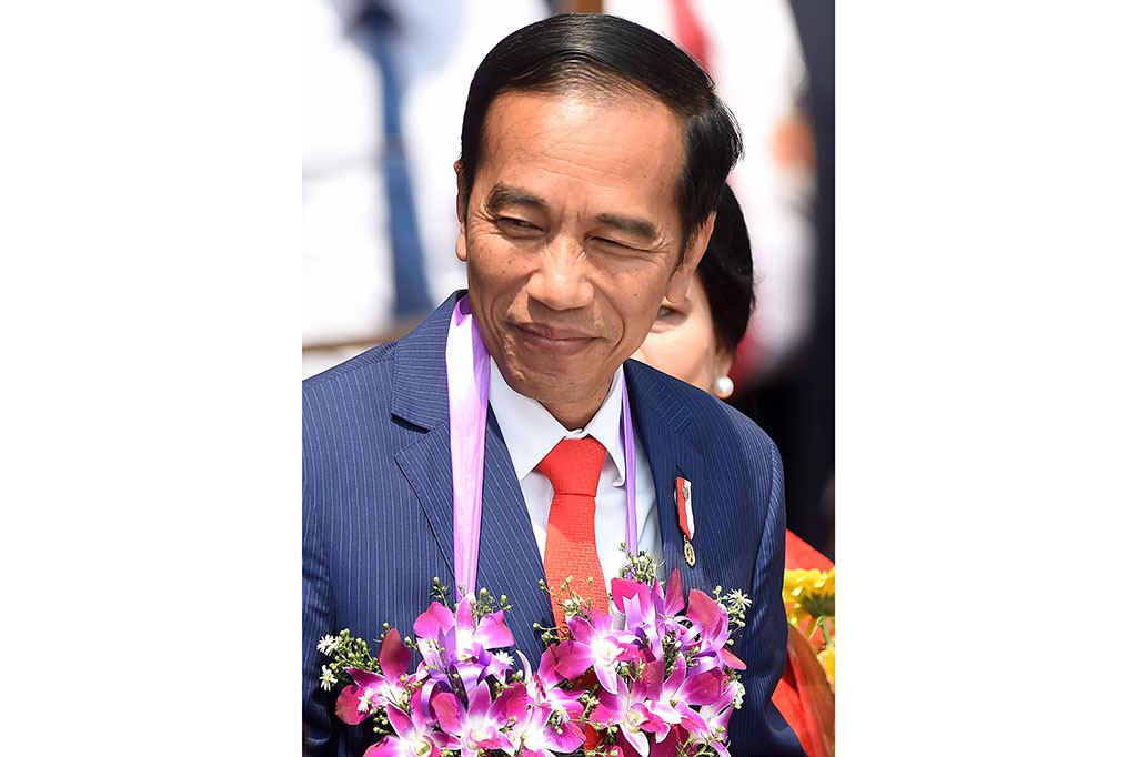 Kunjungan ke Sri Lanka tersebut sebagai kunjungan balasan terhadap kedatangan Presiden Maithripala Sirisena ke Indonesia pada Maret 2017 lalu. Sementara di India Presiden akan menghadiri KTT ASEAN-India yang akan membahas tentang sektor kemaritiman dan isu-isu internasional dan kawasan.