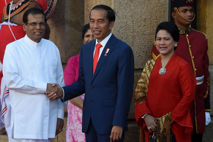 Saat melakukan pertemuan dengan Presiden Sri Lanka Maithripala Sirisena, Presiden Jokowi mendorong ekonomi kedua negara menjadi lebih kompetitif. 