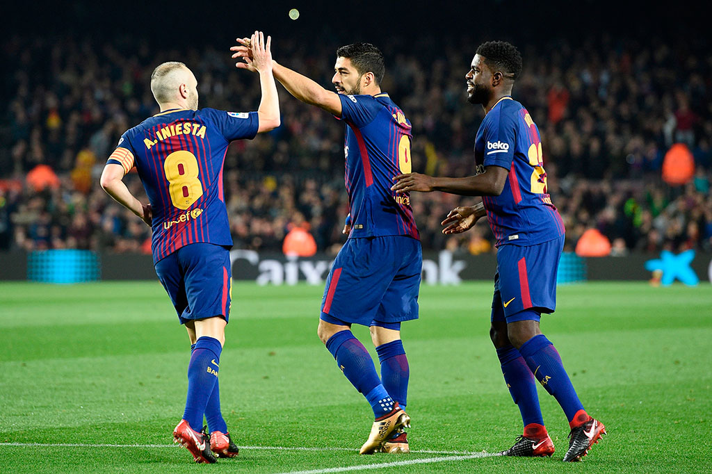 Luis Suarez membuka keunggulan sekaligus menyamakan skor agregat menjadi 1-1 pada menit kedelapan, menyambar umpan silang Aleix Vidal dari jarak dekat.