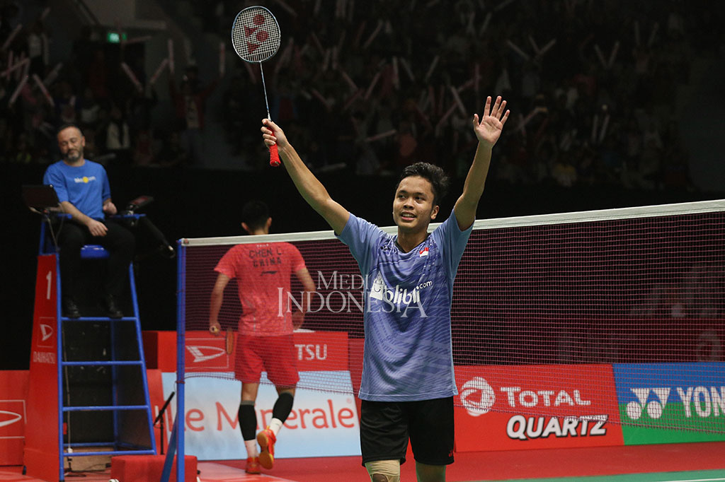 Bagi Anthony, ini merupakan kemenangan keduanya atas Chen Long pada tahun ini, setelah pekan sebelumnya di Malaysia Masters 2018. Ginting menang 21-17, 21-15. MI/Ramdani