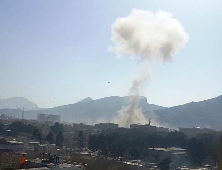 ledakan tak jauh dari kantor Uni Eropa dan Dewan Tinggi Perdamaian. Di sekitarnya terdapat banyak kantor kedutaan bebagai negara, temasuk KBRI Kabul. 