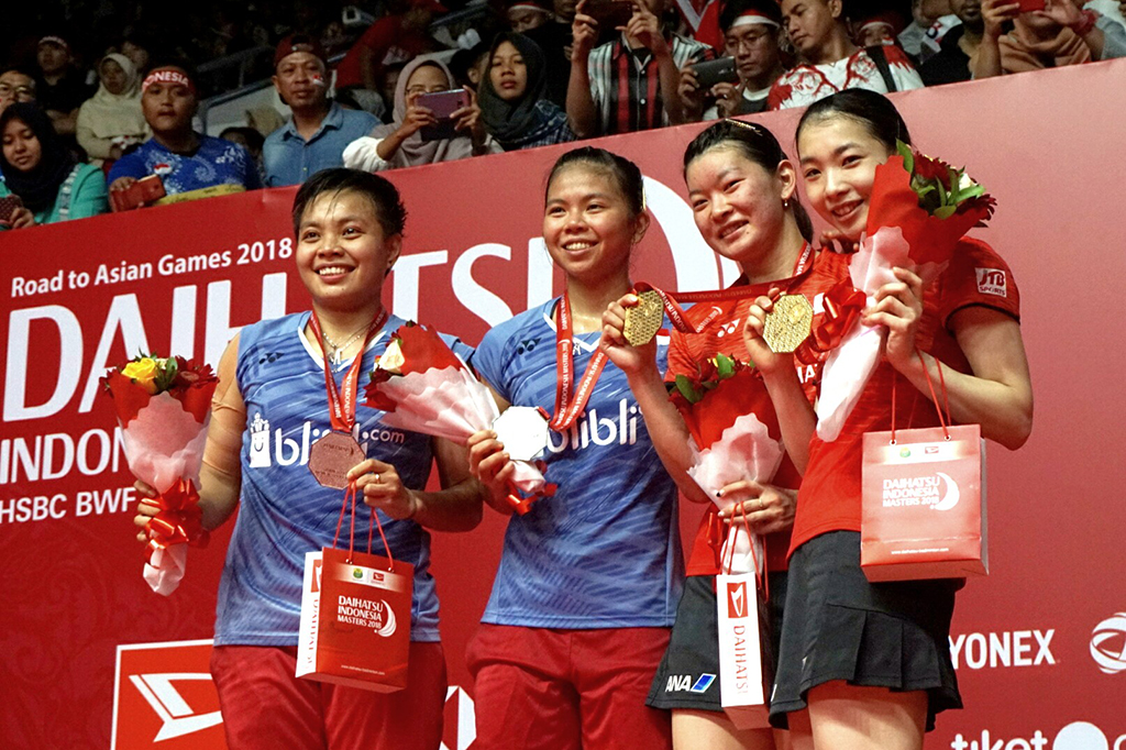 Sementara, pasangan ganda putri Indonesia, Greysia Polii/Apriyani Rahayu, gagal menjuarai Daihatsu Indonesia Masters 2018 setelah kalah dari pasangan asal Jepang, Misaki Matsutomo/Ayaka Takahashi, pada babak final.