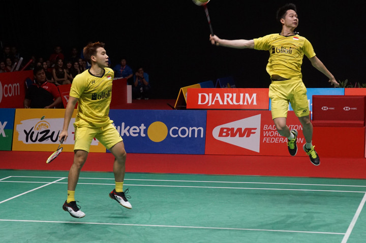 Markus/Kevin sempat tertinggal di game pertama dengan skor 11-21. Di game kedua, Minions tampil lebih agresif dan banyak memaksa Li Junhui/Liu Yuchen bermain bola-bola atas hingga kelelahan. Marcus/Kevin akhirnya sukses memetik kemenangan di game tersebut dengan 10-21.