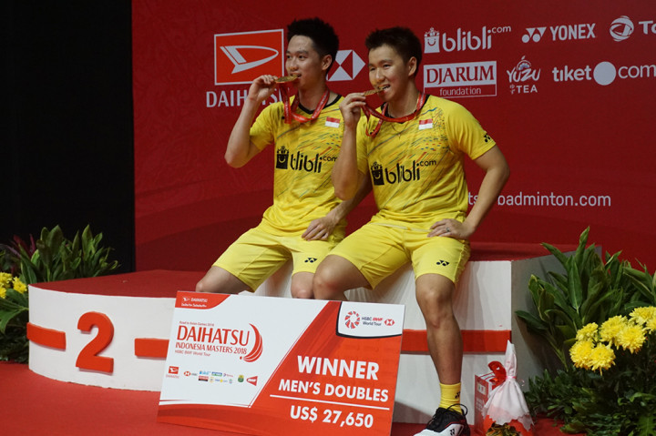 Ganda putra Indonesia Marcus Fernaldi Gideon/Kevin Sanjaya Sukamuljo menjadi juara di Indonesia Masters 2018 setelah mengalahkan pasangan Tiongkok, Li Junhui/Liu Yuchen 11-21, 21-10, 21-16.
