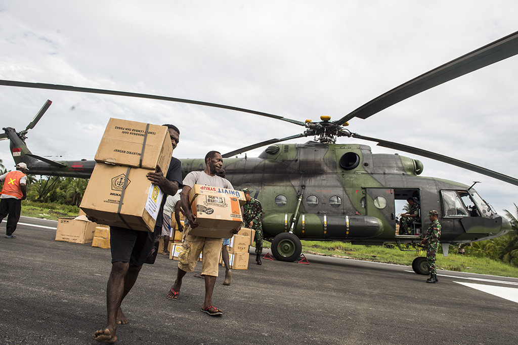 Komandan Satuan Tugas Kesehatan Brigadir Jenderal Asep Setia Gunawan mengatakan pihaknya memberangkatkan Satgas Kesehatan kedua untuk menanggulangi kejadian luar biasa campak dan gizi buruk di Kabupaten Asmat yang ditetapkan Presiden Joko Widodo. Satuan Tugas Kesehatan yang kedua ini terdiri atas personel Pusat Kesehatan TNI, kementerian kesehatan, dinas kesehatan setempat, Babinsa, dan Polri.