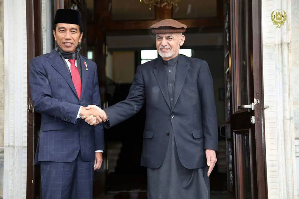 Presiden Jokowi melakukan pertemuan bilateral dengan Presiden Ashraf Ghani.