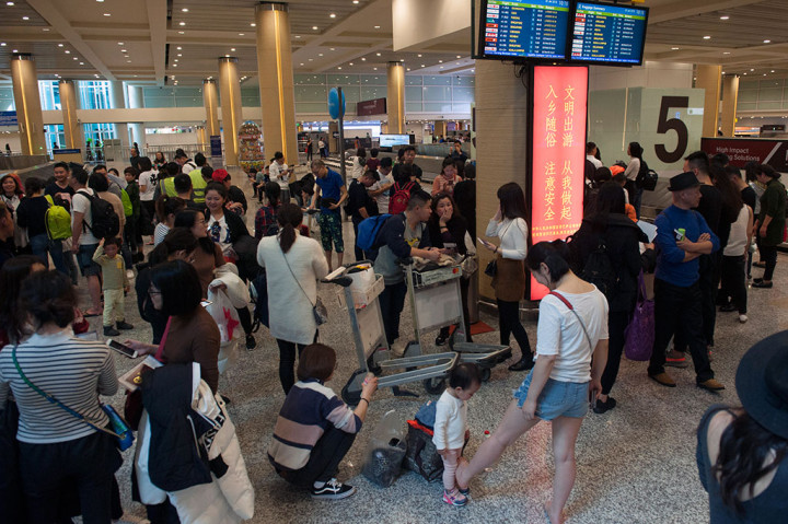 Garuda Indonesia membuka rute dari Bali menuju Xian dan Zhengzhou pulang pergi untuk mengakomodasi tingginya permintaan pasar wisatawan dari Tiongkok untuk berlibur di Pulau Dewata.