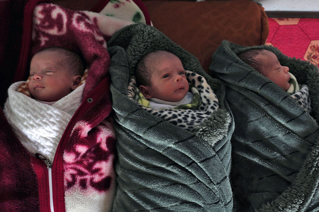 Bayi kembar tiga tersebut lahir pada bulan Desember 2017, dua minggu setelah keputusan Trump yang mengakui Yerusalem sebagai Ibu Kota Israel.