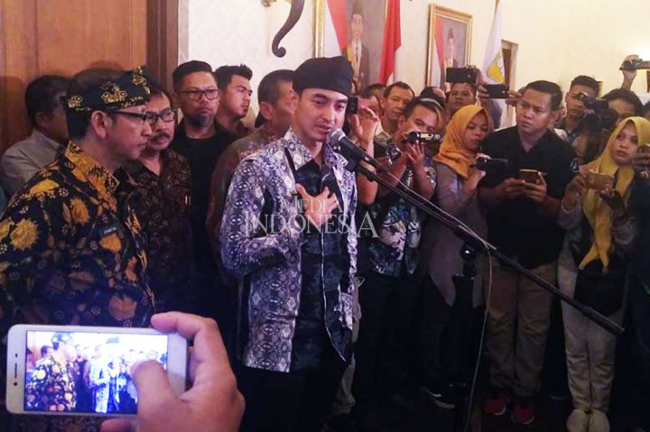 Zumi juga mengatakan bahwa hingga saat ini dirinya masih menjalankan aktivitasnya sebagai Gubernur Jambi dan belum ada surat pemberhentian dari Menteri Dalam Negeri. MI/Solmi