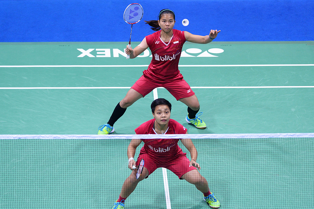 Dalam pertandingan di Siri Fort Stadium New Delhi, Greysia/Apriyani hanya butuh dua gim untuk memastikan gelar juara. 
