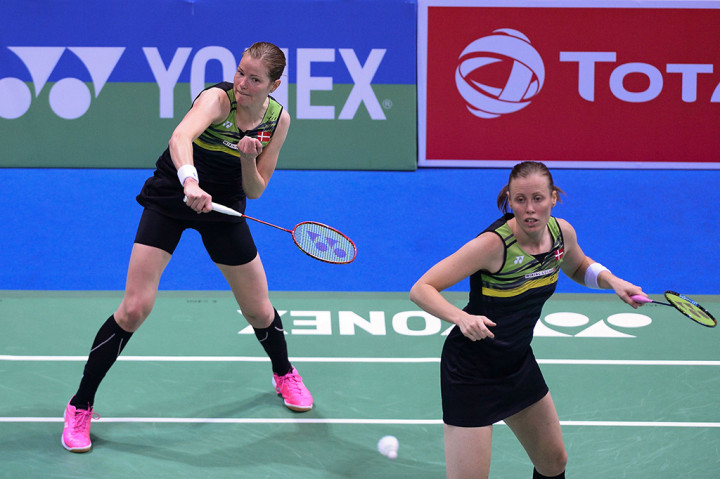 Mereka mengalahkan pasangan Thailand, Jongkolphan Kititharakul/Rawinda Prajongjai, dengan skor 21-18, 21-15 dalam tempo 58 menit. 