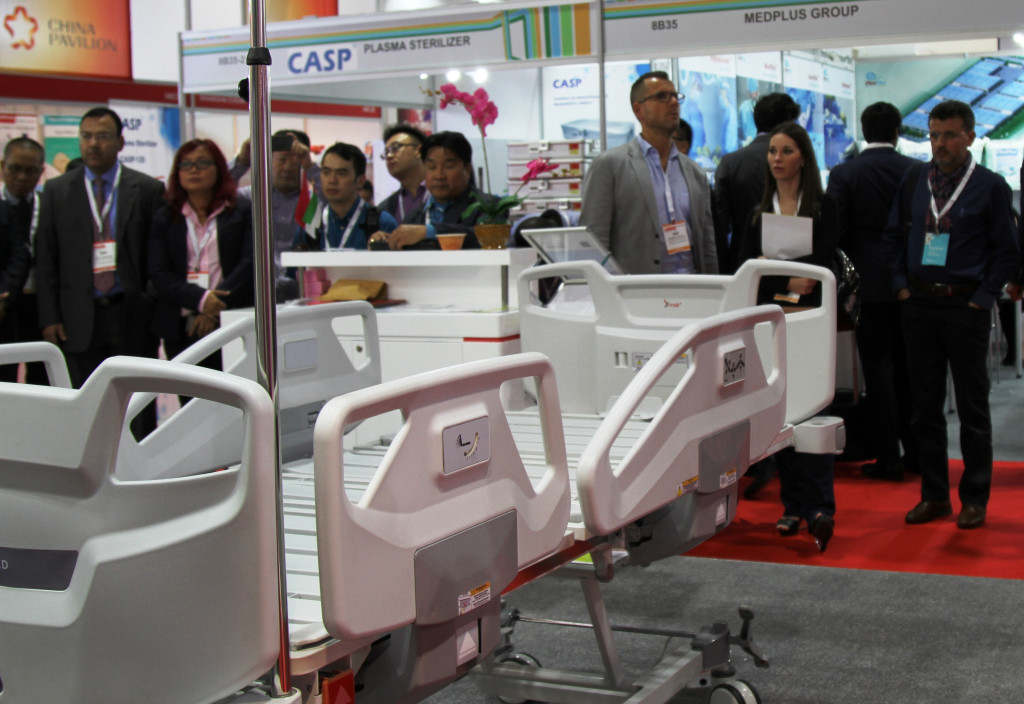 Selain Indonesia, ada empat ribuan peserta dari 43 negara turut berpartisipasi di pameran alat kesehatan terbesar di Timur Tengah ini. 