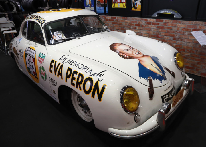 Porsche 356 Speedster Lecocq dengan grafis 