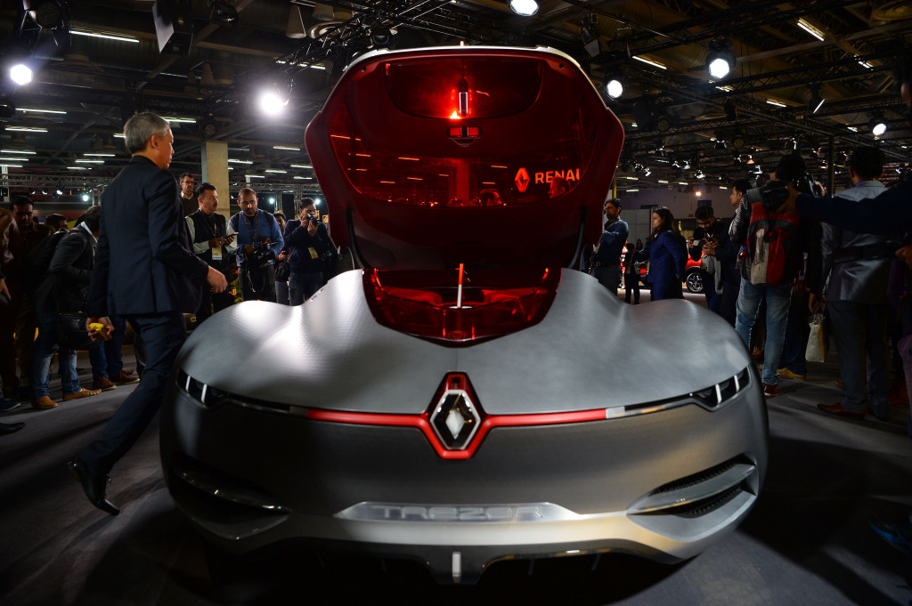 Renault menampilkan purwarupa generasi terbaru Trezor. Dua tahun lalu Trezer digelari sebagai sportconceptcar tercantik dunia.