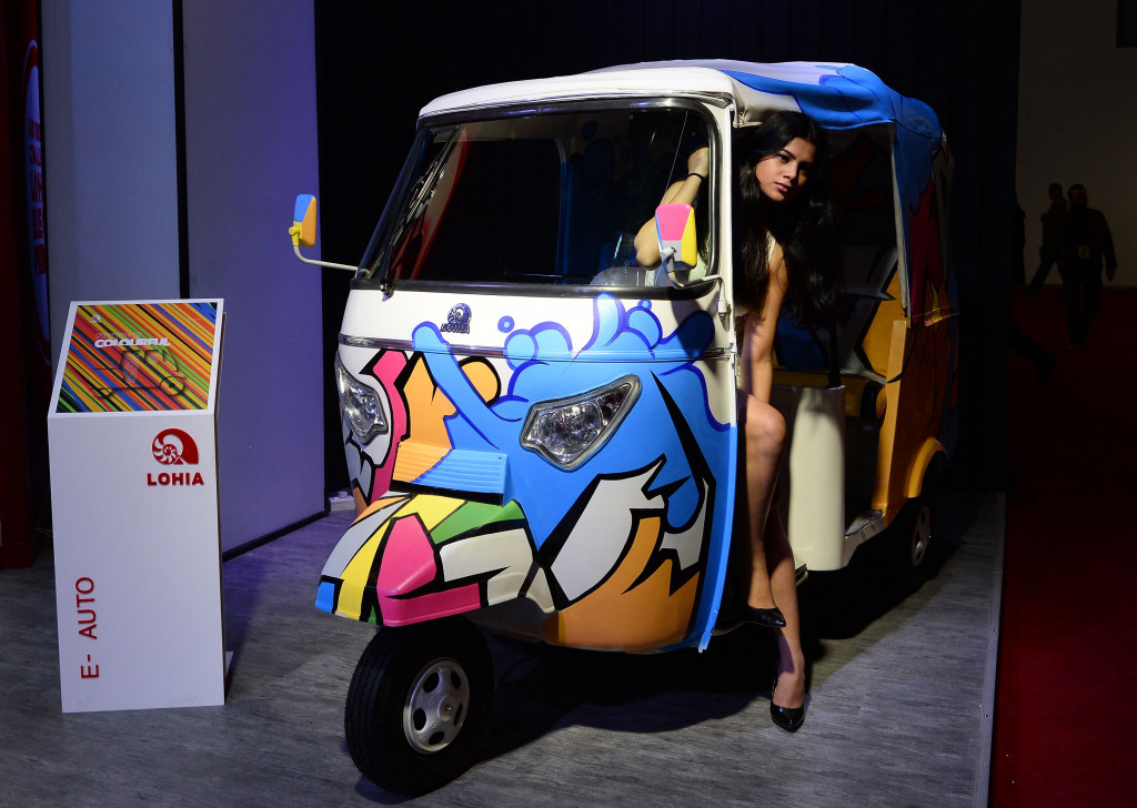 Jangan salah, ini juga conceptcar dari Lohia. Motor penggerak becak ini adalah mesin listrik yang ditujukan untuk transportasi jarak dekat di India. 

