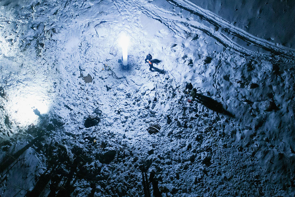 Saat insiden terjadi, pesawat Antonov An-148 yang dioperasikan Saratov Airlines tersebut tengah dalam perjalanan menuju Kota Orsk, di kawasan Orenburg, 1.500 km tenggara Moskow. Pesawat itu dilaporkan hilang dari radar kurang dari 10 menit setelah lepas landas dari Bandar Udara Domodevo, Moskow.