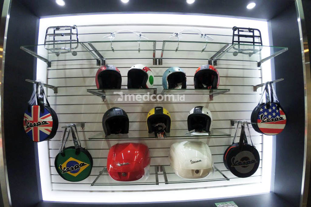 Area aksesoris tersedia pada dealer baru ini.
