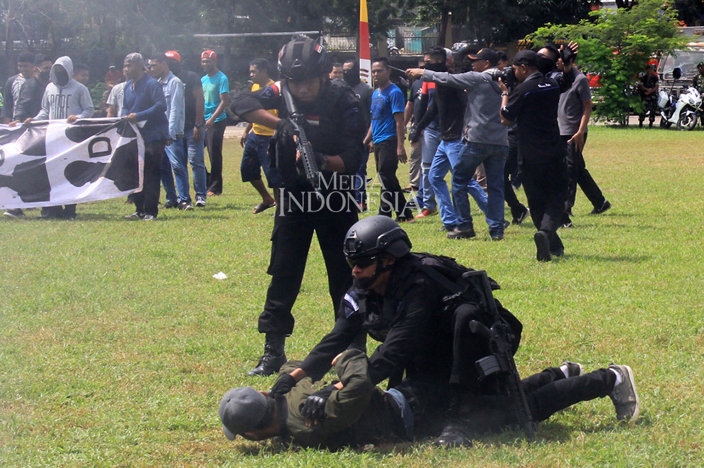 Polda NTT Gelar Simulasi Pengamanan Pilkada