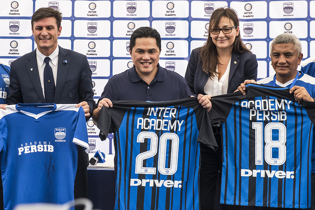 Erick Thohir selaku Presiden Klub mengatakan academy Inter Milan Indonesia tak hanya akan mengajarkan tentang dasar-dasar bermain sepakbola, tetapi juga membentuk karakter dan attitude yang baik. Hal itu juga menjadi alasan memilih Zanetti sebagai ikon. ANTARA/Wahyu Putro A
