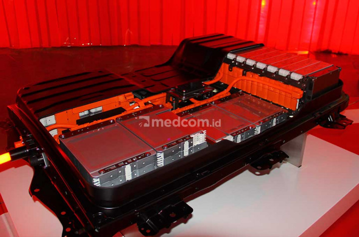 Salah satu yang diunggulkan Nissan di mobil listriknya adalah kapasitas penyimpanan baterainya yang cukup besar untuk versi 2018. Tak heran jika mobil ini mempunyai daya jelajah hingga 400 km. medccom.id/Ahmad Garuda