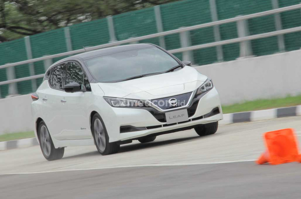 New Nissan Leaf tampil lebih stylish dengan konsep future cars dan berteknologi mesin ramah lingkungan. Mobil ini menawarkan sensasi berkendara unik lantaran sangat senyap dan bertenaga. medcom.id/Ahmad Garuda