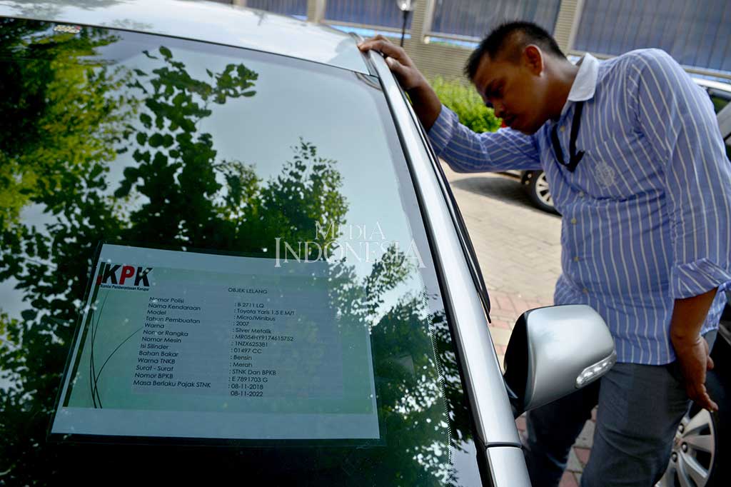 Barang yang akan dilelang pada 1 Maret tersebut merupakan kendaraan operasional KPK yang paling singkat telah digunakan selama 7 tahun.
