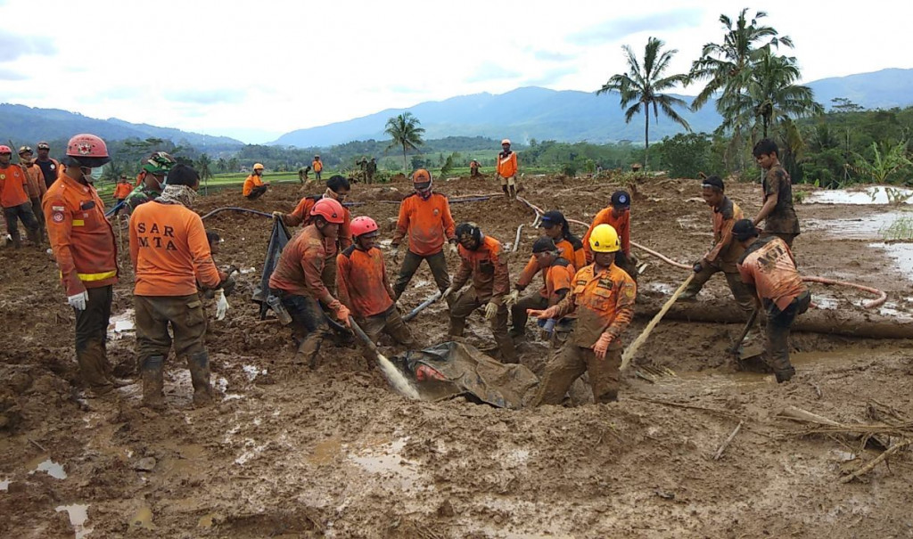 Tujuh korban hilang diharapkan dapat ditemukan hari terakhir ini, Rabu (28/2/2018). 