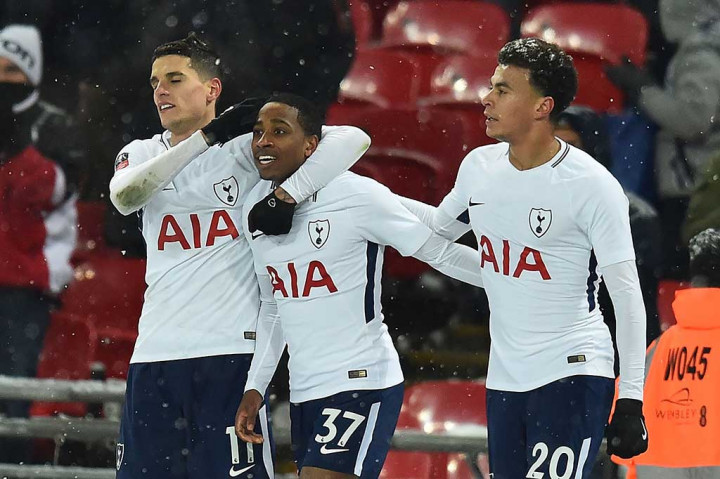 Di perempat final Spurs akan berhadapan Swansea City pada 17 Maret 2018 mendatang. 