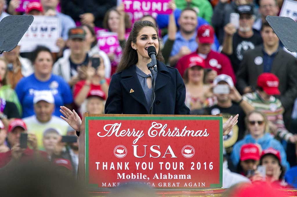 Kepergian Hope, yang bekerja seorang diri selama kampanye Trump, terjadi secara mengejutkan. Kepergiannya membuat Trump kian kehilangan dukungan dari pembantu dekat yang berada di sekelilingnya selama kampanye, dan menjadi yang paling akhir dari serangkaian kepergian pejabat senior pada tahun kedua Pemerintahan Trump.