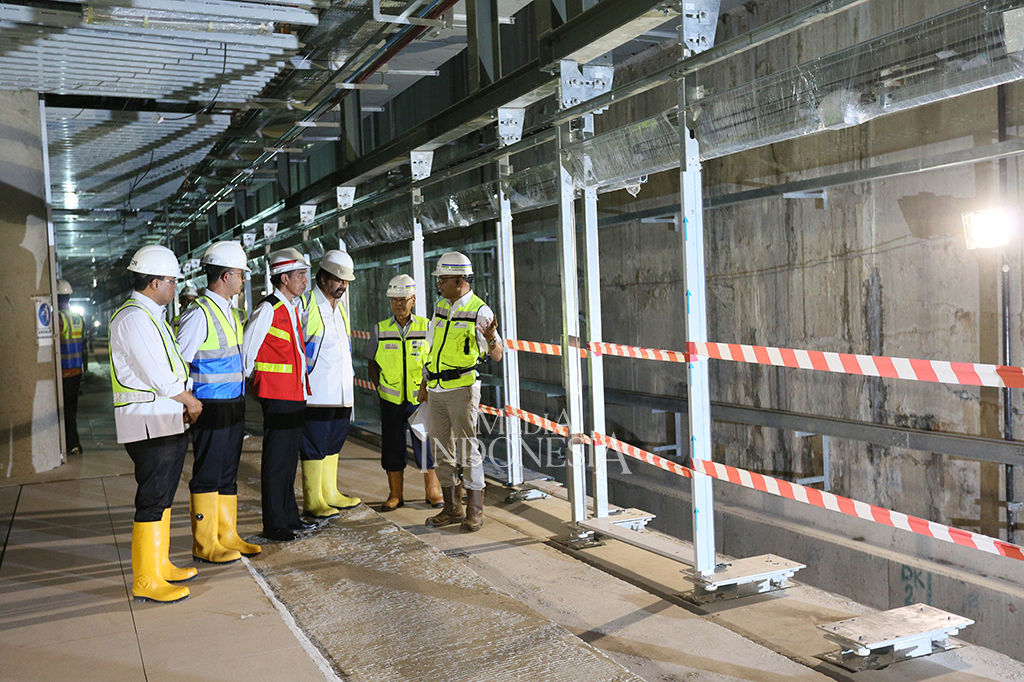 Presiden menyatakan pembangunan sarana angkutan cepat tersebut dalam difungsikan secara komersial pada Maret 2019.