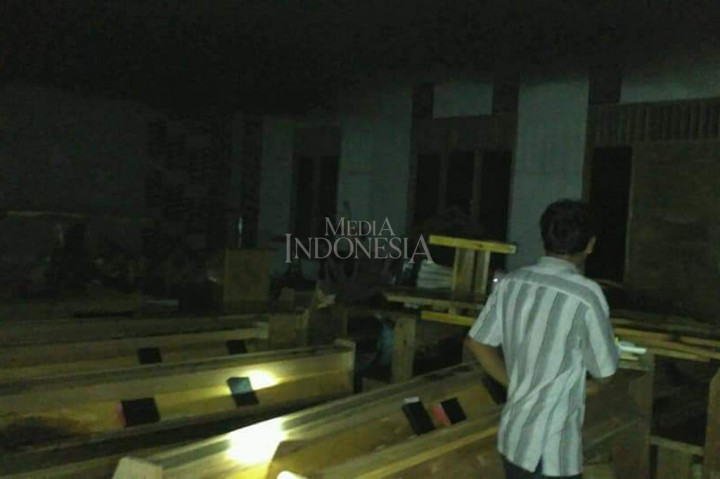 Tidak ada korban jiwa dalam insiden perusakan ini karena kapel sedang tidak ada kegiatan. 
