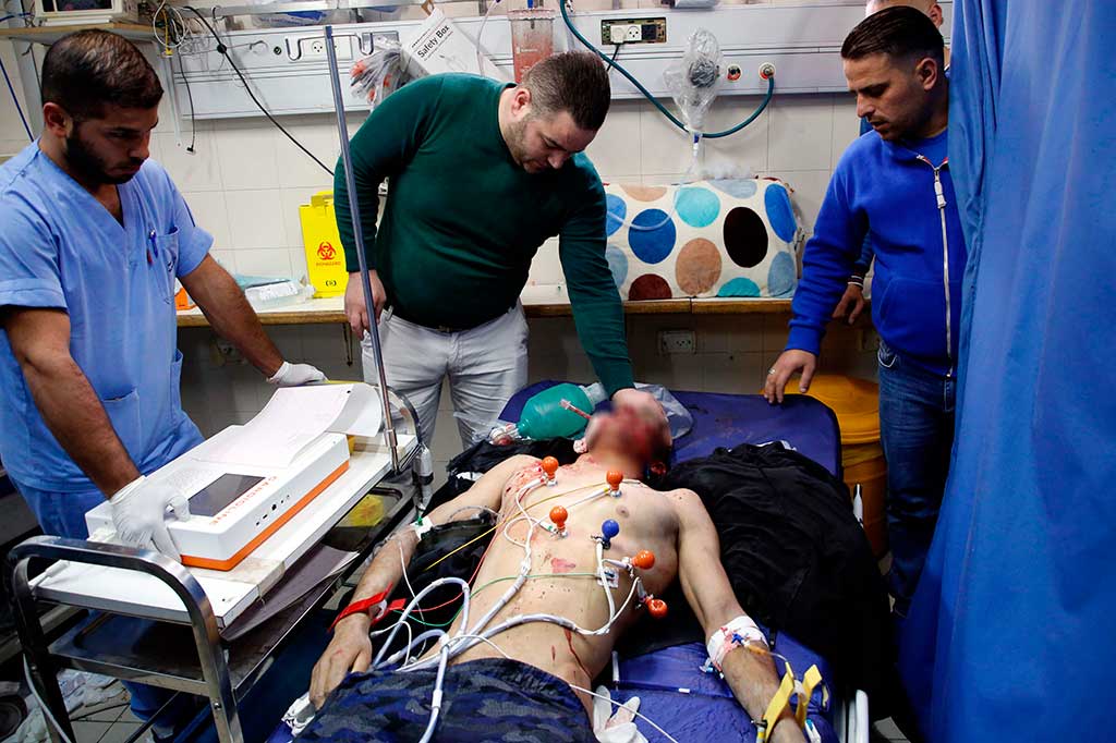 Pemuda tersebut meninggal saat menjalani perawatan di rumah sakit. Kantor berita Palestina, Wafa, menyatakan bahwa Al-Jabari merupakan seorang penyandang disabilitas, namun tidak ada rincian lebih lanjut.