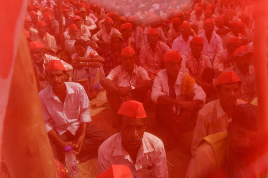 Lebih dari 30 ribu petani di India berjalan kaki dari Nashik ke Mumbai, Maharashtra selama 6 hari terakhir. 