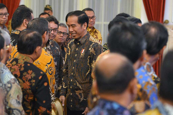 Jokowi kembali mendorong perbankan untuk meningkatkan realisasi kreditnya pada 2018 ini. 