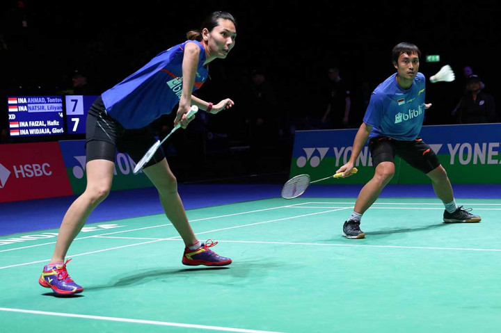 Sementara ganda campuran Hafiz Faisal/Gloria Emanuelle Widjaja secara mengejutkan berhasil menundukkan senior mereka, Tontowi Ahmad/Liliyana Natsir, lewat pertarungan dramatis rubber gim, bahkan hingga mencetak poin maksimal 30 di gim pamungkas.