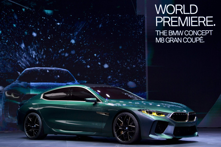 BMW meluncurkan sport sedan andalan barunya, M8.