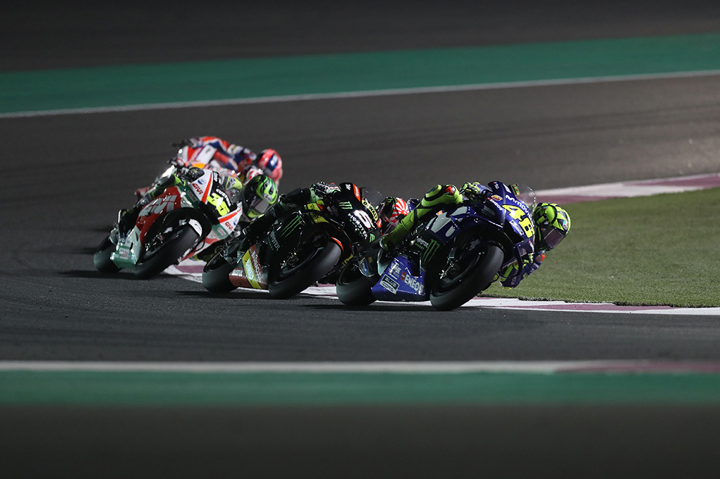 Dovizioso mengawali balapan dari posisi kelima. Namun, pebalap Italia itu tampil tenang dan perlahan mampu merangsek ke posisi atas dengan melewati sejumlah pebalap, termasuk Marquez.
